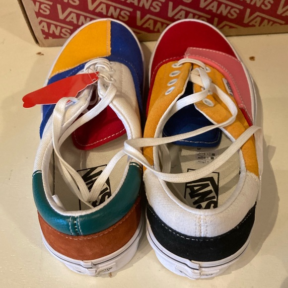 Women's Size 7 - RARE Vans Era Patchwork Multicolor - New in Box - Picture 4 of 6